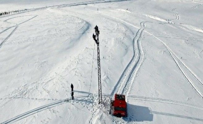 ‘Kar Kaplanları’ ölüme meydan okuyorlar