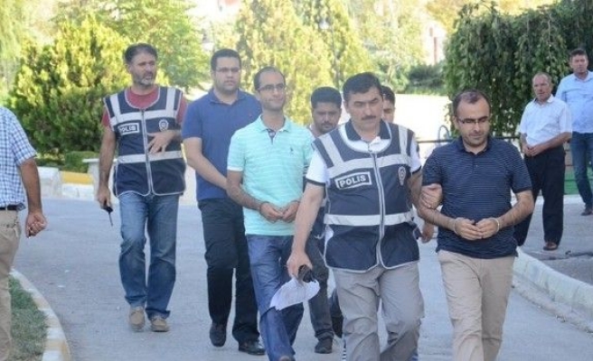 Karaman’da gözaltına alınan üç hakimden ikisi tutuklandı