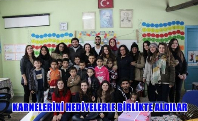 Karnelerini hediyelerle birlikte aldılar