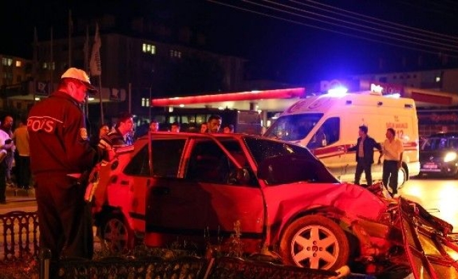 Kastamonu’da İki Otomobil Çarpıştı: 7 Yaralı