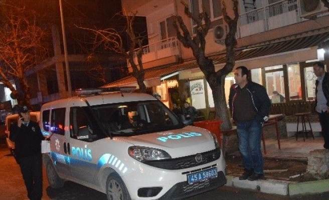 Manisa’da Kahvehaneye Silahlı Saldırı: 2 Yaralı