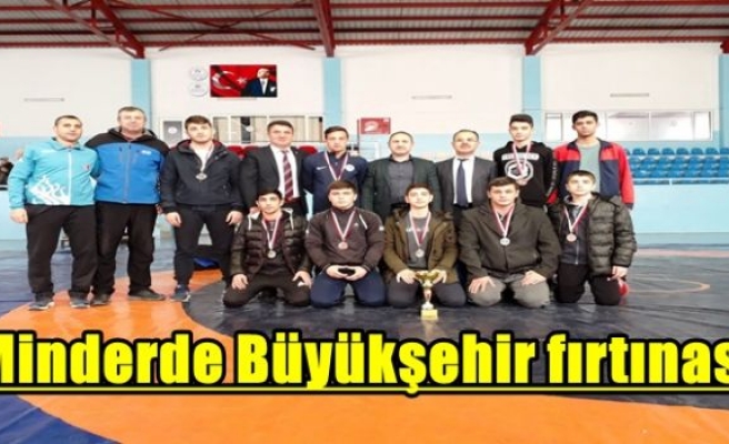 Minderde Büyükşehir fırtınası