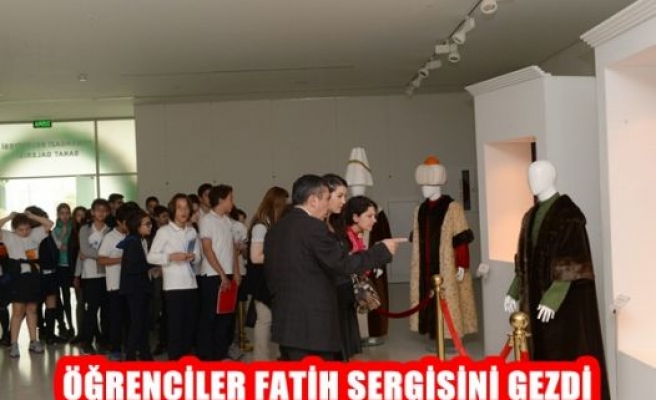 Öğrenciler Fatih Sergisini Gezdi