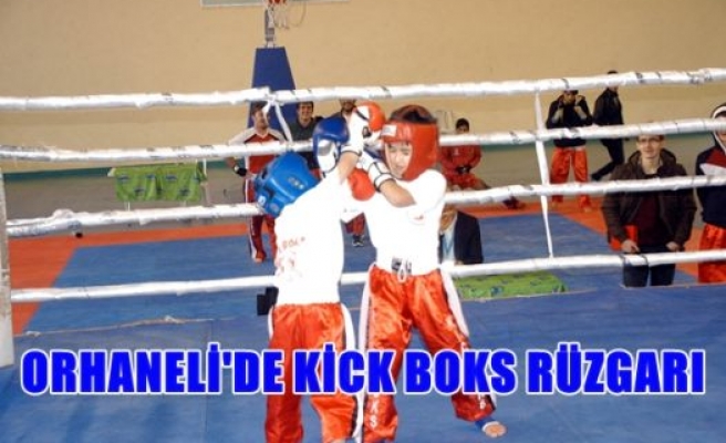 Orhaneli'de Kick Boks Rüzgarı