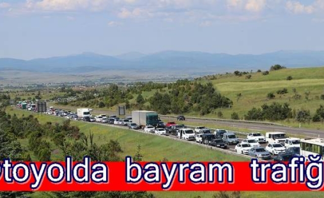 Otoyolda bayram trafiği