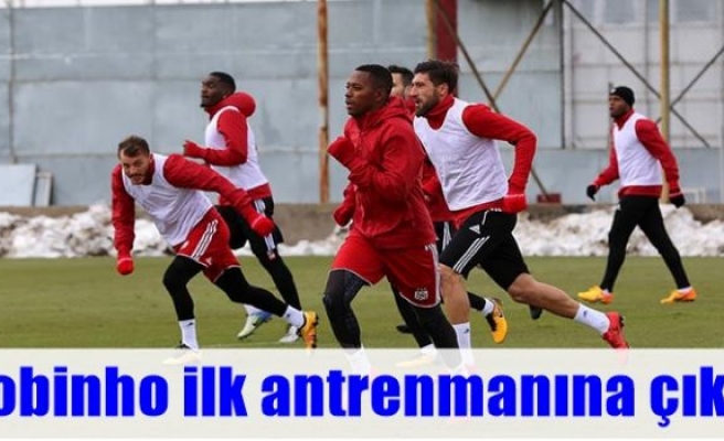 Robinho ilk antrenmanına çıktı