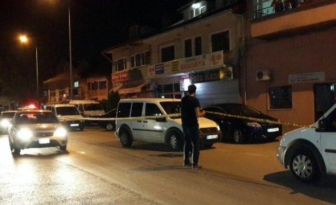 Sakarya’da Bıçaklı Kavga: 1 Ölü