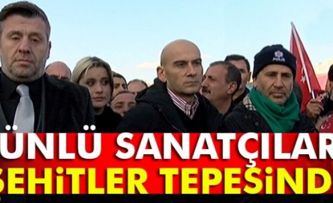 Sanatçılar Şehitler Tepesini ziyaret etti