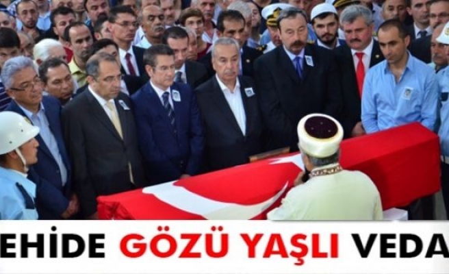 Şehide gözü yaşlı veda!