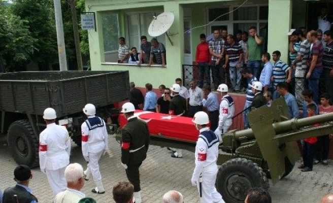 Şehit Astsubay Çanakkale’de Toprağa Verildi