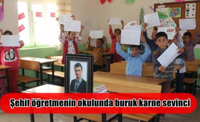 Şehit öğretmenin okulunda buruk karne sevinci