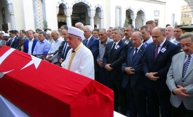 Şehit Polis Kırıkkale’de Son Yolculuğuna Uğurlandı