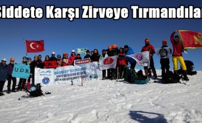 Şiddete Karşı Zirveye Tırmandılar