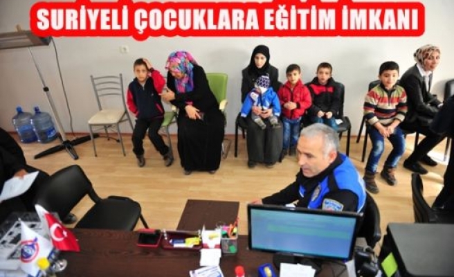 Suriyeli Çocuklara Eğitim İmkanı