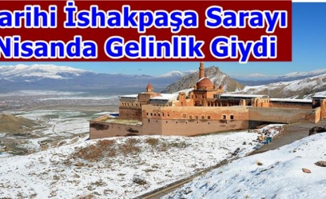 Tarihi İshakpaşa Sarayı Nisanda Gelinlik Giydi