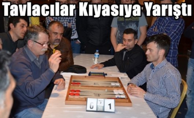 Tavlacılar Kıyasıya Yarıştı