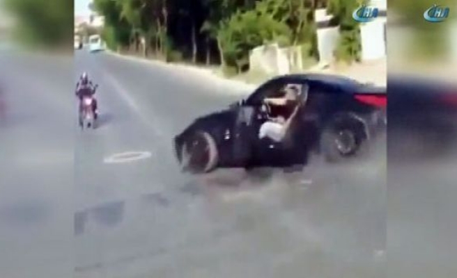 Trafik magandasının drifti kamerada