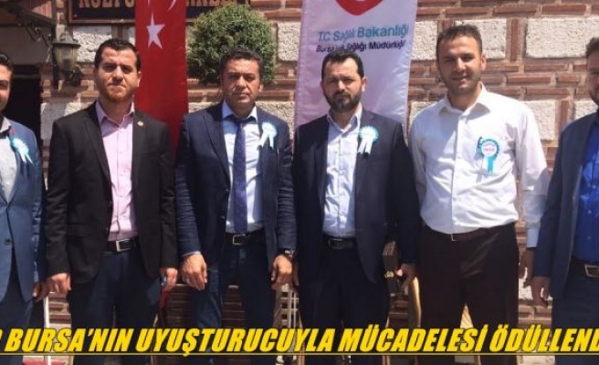 TÜMSİAD BURSA’NIN UYUŞTURUCUYLA MÜCADELESİ ÖDÜLLENDİRİLDİ