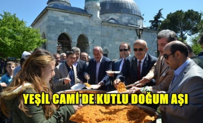 Yeşil Cami'de Kutlu Doğum Aşı