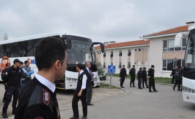 Yunanistan, Türkiye’ye 90 Göçmeni Daha İade Etti