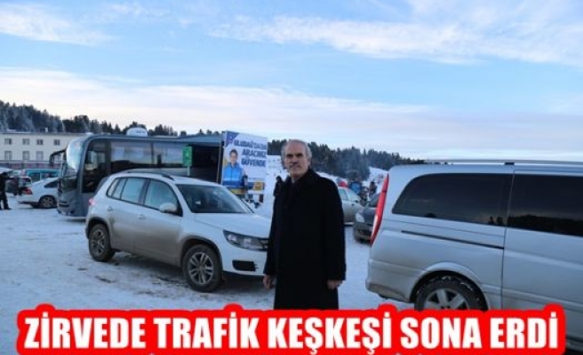 Zirvede trafik keşmekeşi sona erdi