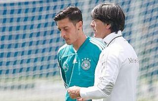 Löw'den Mesut Özil açıklaması