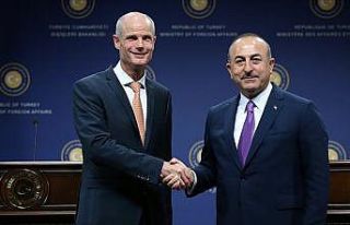 Dışişleri Bakanı Çavuşoğlu: Hollanda ile ilişkilerimizi...