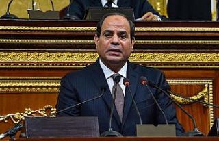 Mısır Cumhurbaşkanı Sisi'nin 2030'a kadar görevde...