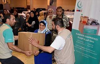 Almanya'daki Türklerden Lübnan'a gıda yardımı