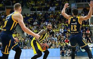 Fenerbahçe Beko farklı kazandı