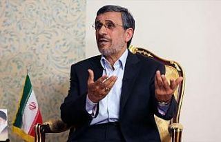 İran'da Ahmedinejad'dan göstericilere destek