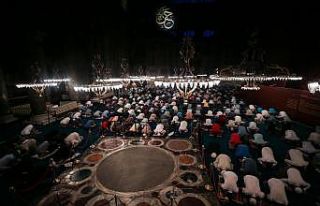 Ayasofya-i Kebir Cami-i Şerifi'ndeki sabah namazına...