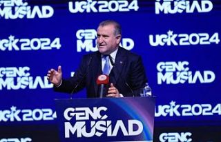 Bakan Bak: "Güçlü bir Türkiye geliyor"