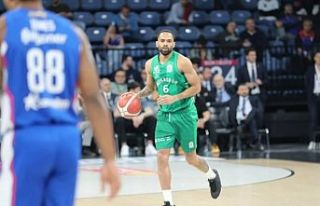 Bursaspor, Anadolu Efes'i devirdi