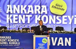 DEMOKRASİ TARİHİNDE YENİ BİR REKOR; 4’E KARŞI...