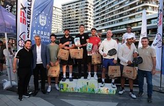 Pickleball Bursa Cup’ta ödüller sahiplerini buldu