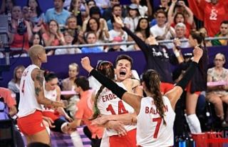 Türkiye 3-2 Çin voleybol maçı | Filenin Sultanları...