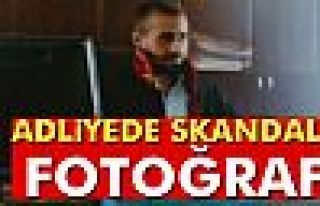 Afyonkarahisar Adliyesi’nde skandal fotoğraf