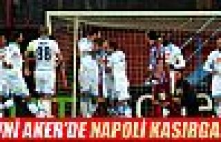 Avni Aker’de Napoli kasırgası!