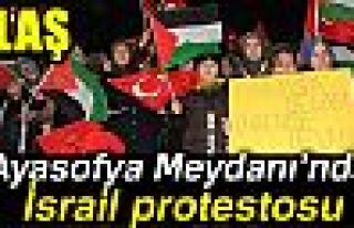 AYASOFYA MEYDANI'NDA İSRAİL PROTESTOSU!