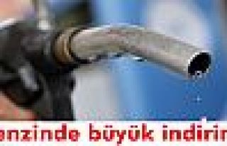 Benzinde büyük indirim