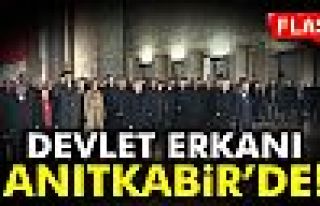 Devlet Erkanı Anıtkabir'de!