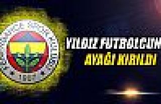 Fenerbahçe'li Yıldızın Ayağı Kırıldı!