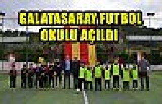  GALATASARAY FUTBOL OKULU AÇILDI