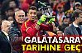 Galatasaray Tarihine Geçti!