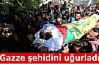 Gazze şehidini uğurladı