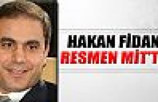 Hakan Fidan görevine başladı