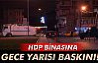 İstanbul'da HDP binasına operasyon!