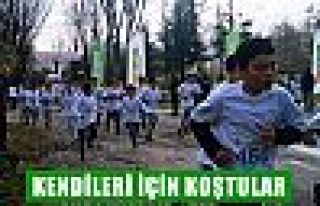 Kendileri için koştular