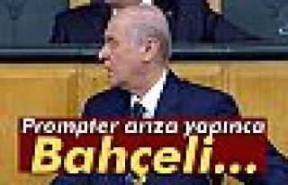 Prompter arıza yapınca Bahçeli...